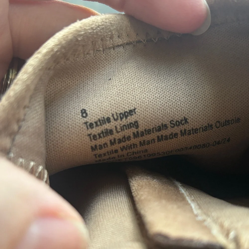 Elegant Brown Suede Ankle Boots - Picture 5 of 6